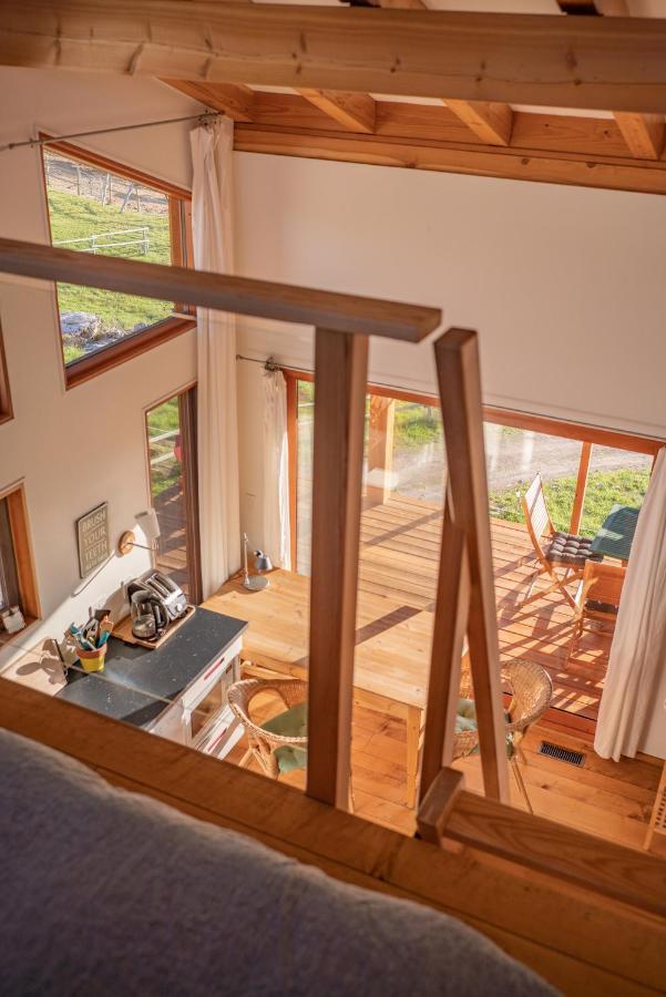 Myra Canyon Lodge Келоуна Экстерьер фото